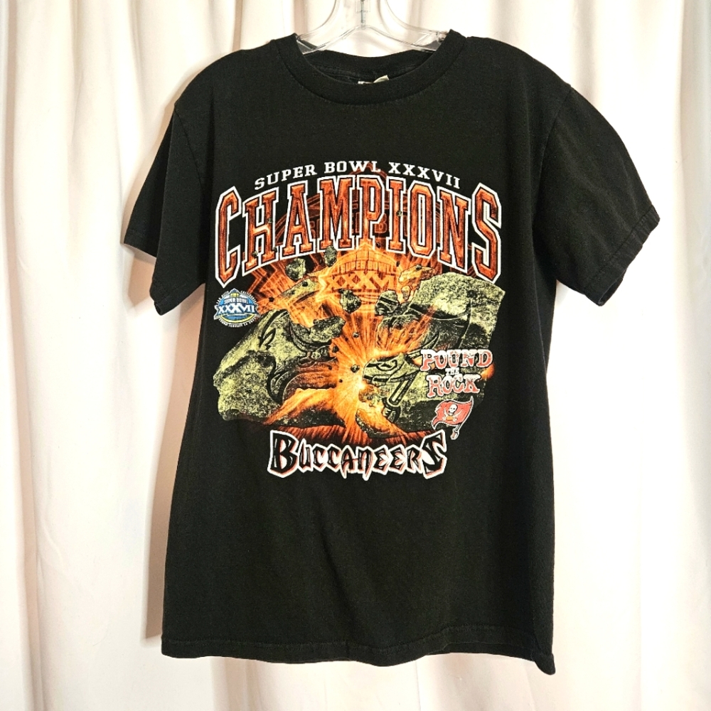 Vintage Lee‎ Superbowl 37 Champions T Pound The Rock Tampa Bay Buccaneers READ